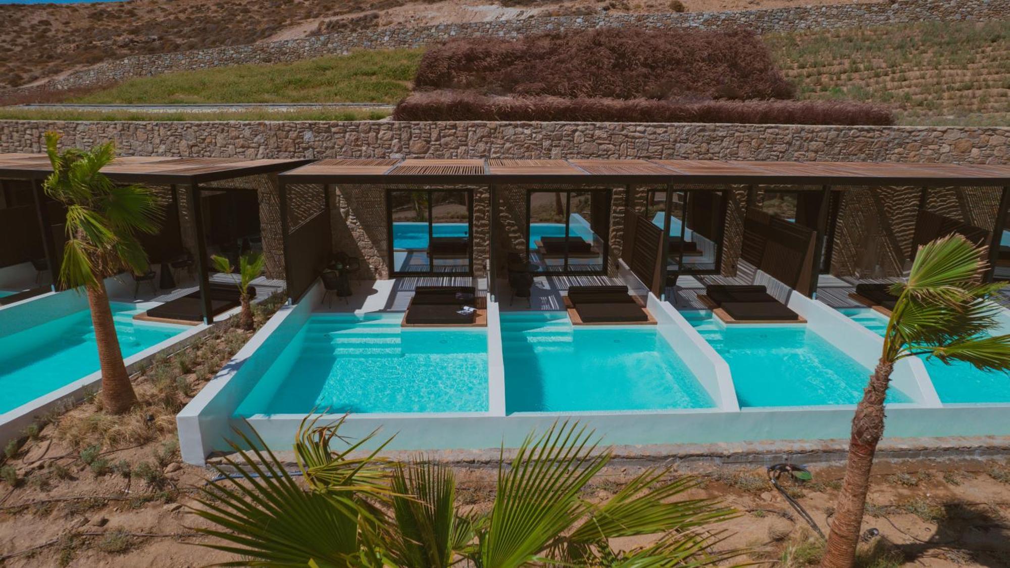 Black Ftelia (Mykonos)