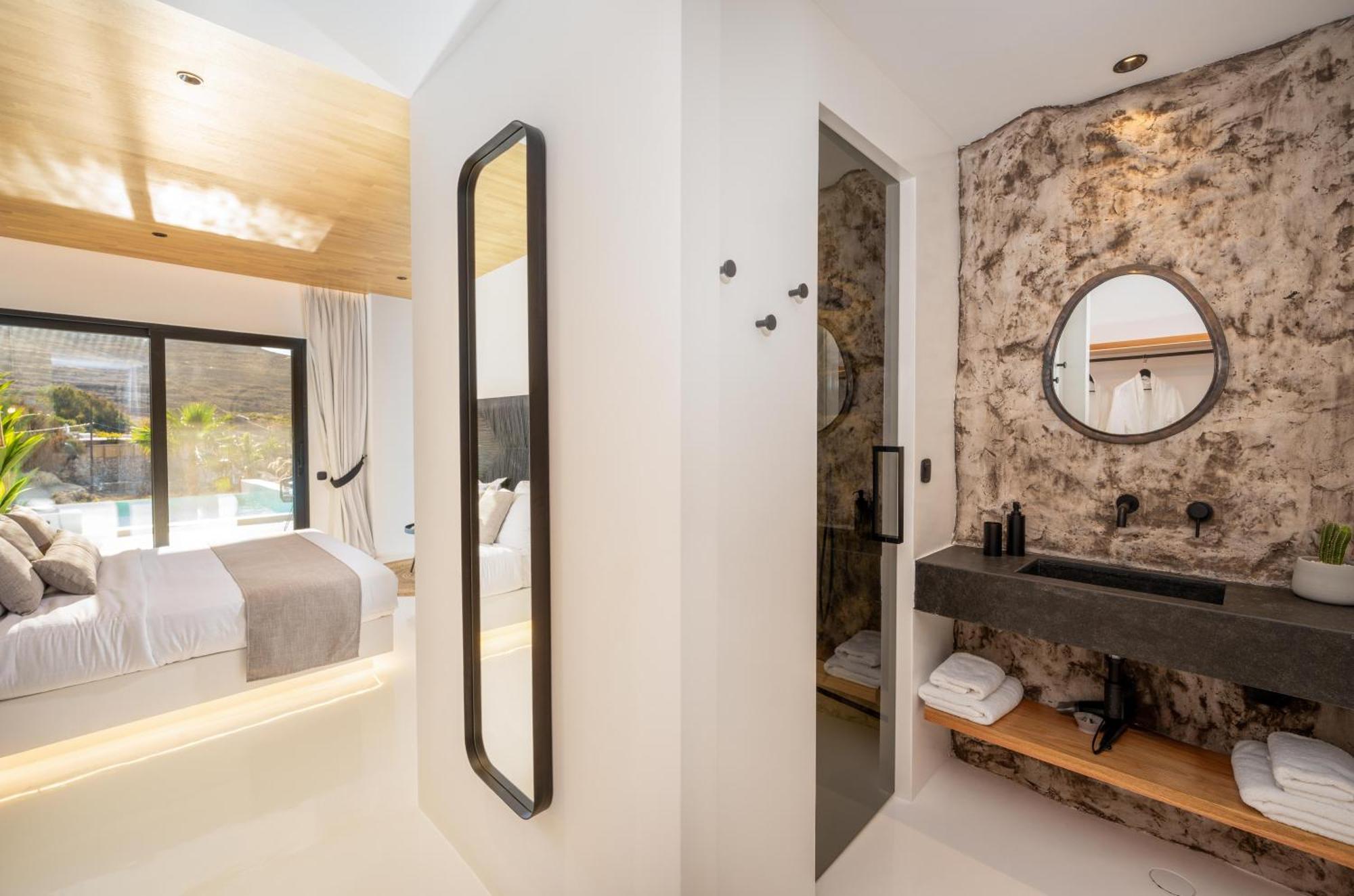 Hotel Black *